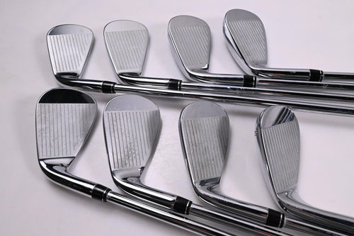 Callaway Paradym Irons / 5-PW+AW+52° / Regular Flex Elevate MPH 85 Shafts