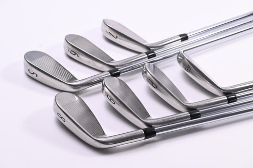 Titleist 718 AP1 Irons / 5-PW+48° / Regular Flex AMT Red R300 Shafts