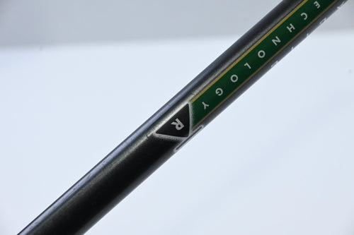 Titleist 975 D Driver / 9.5 Degree / Regular Flex Titleist Ultralite Shaft