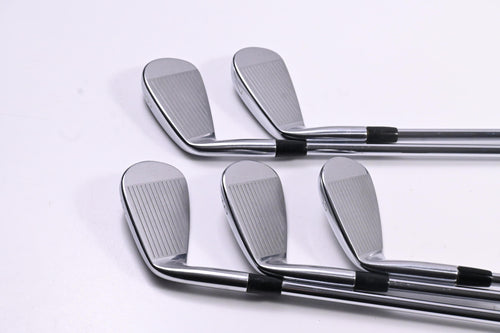 Mizuno Pro 243 Irons / 6-PW / Regular Accra iSeries 105 Shafts