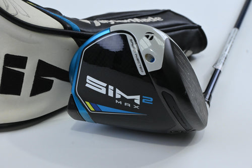 TaylorMade SIM2 Max Driver / 9 Degree / Regular Flex Fujikura Ventus Blue 5 Shaft