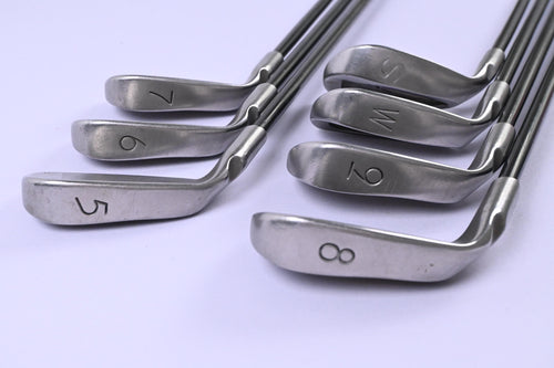 Ping i3 O-Size Irons / 5-PW+SW / Red Dot / Regular Flex Ping 350 Series Shafts