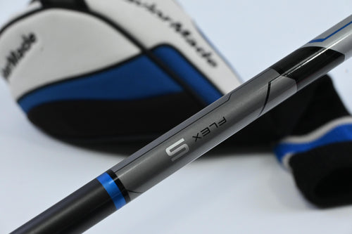 Left Hand TaylorMade SLDR Driver / 10.5 Degree / Stiff Flex Fujikura Speeder 65 Shaft