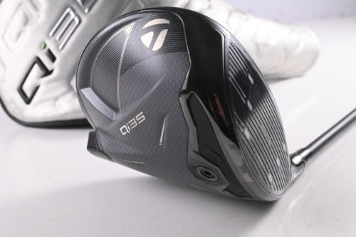 Taylormade Qi35 Driver / 10.5 Degree / Regular Flex Fujikura Ventus Blue 5 Shaft