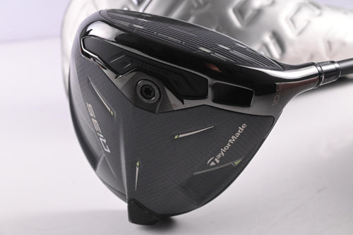 Taylormade Qi35 Driver / 10.5 Degree / Regular Flex Fujikura Ventus Blue 5 Shaft