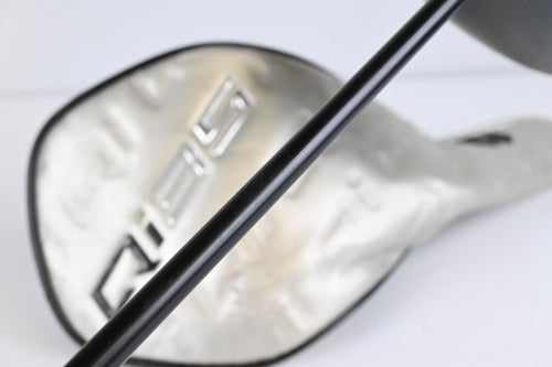 Taylormade Qi35 Driver / 10.5 Degree / Regular Flex Ventus Blue 5 Shaft
