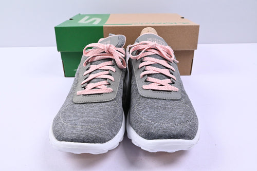 Ladies Skechers Go Golf Performance Golf Shoes / Size UK 4 / Grey & Pink