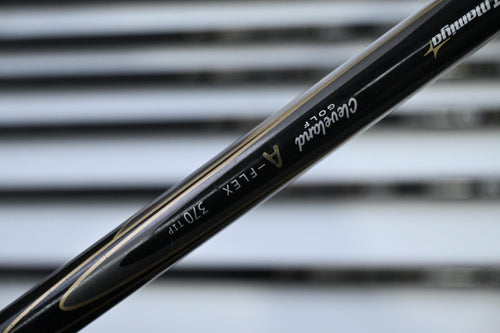 Cleveland 588 Altitude Irons / 5-PW+SW / Senior Flex Cleveland Actionlite 55