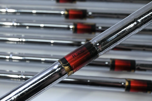 Maxfli Revolution Red Dot Irons / 3-PW+SW / Regular Flex Dynalite Gold R300