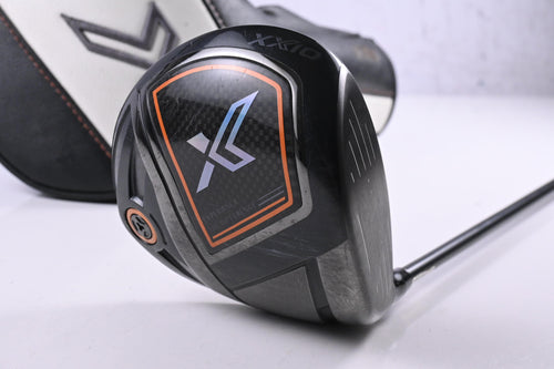 XXIO X Black Driver / 9.5 Degree / Stiff Flex Miyasaki AX-1 Shaft