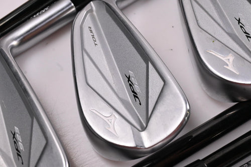 Mizuno JPX 923 Tour Irons / 4-PW+GW / X-Flex KBS $-Taper 130 Shafts