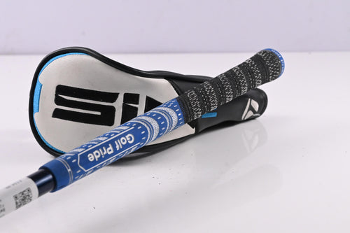 Taylormade SIM2 Max #3 Hybrid / 19 Degree / Stiff Flex Ventus Blue 7 Shaft