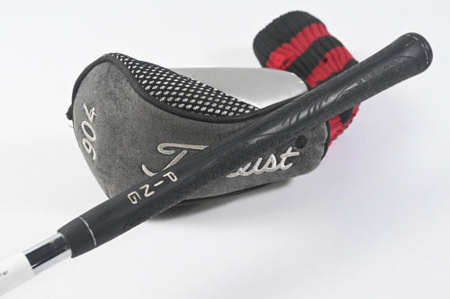Titleist 904 F #5 Wood / 19 Degree / Regular Flex Dynamic Gold R300 Steel Shaft