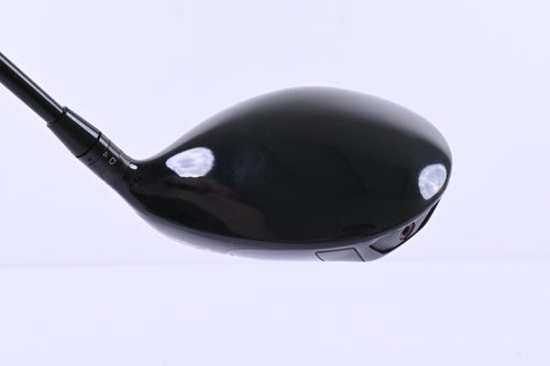 Titleist TSR2 Driver / 10 Degree / Regular Flex Tensei AV Blue 55