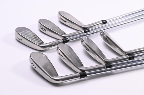 Titleist 718 AP1 Irons / 5-PW+48° / Regular Flex True Temper AMT Red R300 Shafts
