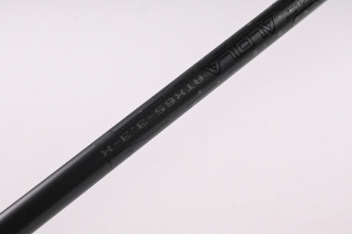 Titleist 915 D3 Driver / 9.5 Degree / X-Flex Aldila Rouge Tour Green 65 Shaft