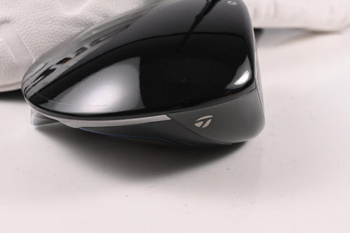 Taylormade Qi10 Driver / 9 Degree / Regular Flex Fujikura Ventus Blue 5 Shaft