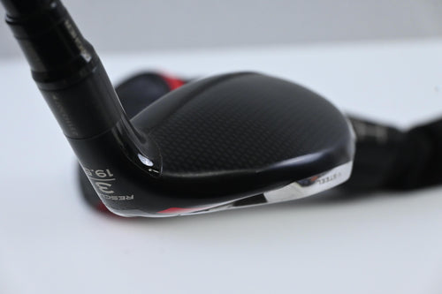 Taylormade Stealth Plus #3 Hybrid / 19.5 Degree / Stiff Flex HZRDUS Smoke Red 80