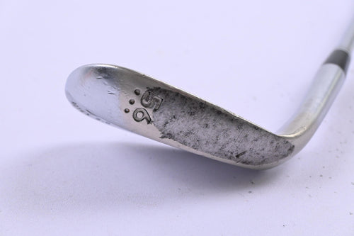 Cleveland 588 RTX 2.0 Sand Wedge / 56 Degree / Wedge Flex Dynamic Gold