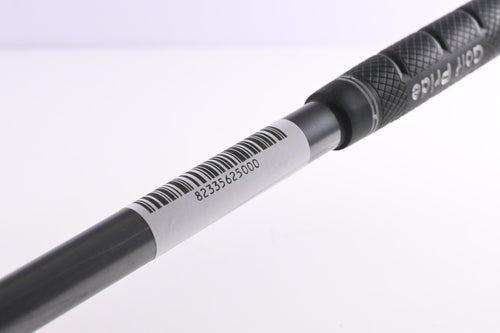 Titleist 909H #3 Hybrid / 21 Degree / Regular Flex Diamana 80 Shaft