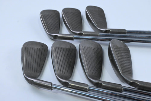 Ping G10 Irons / 4-PW / Black Dot / Regular Flex Ping AWT Steel Shafts