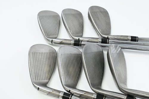 Taylormade SIM2 Max Irons / 6-PW+SW+LW / Stiff Flex KBS Max MT 85 Shafts