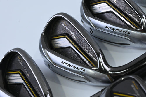 Left Hand Taylormade Rocketbladez Max Irons / 4-PW+SW / Regular Flex Program 55