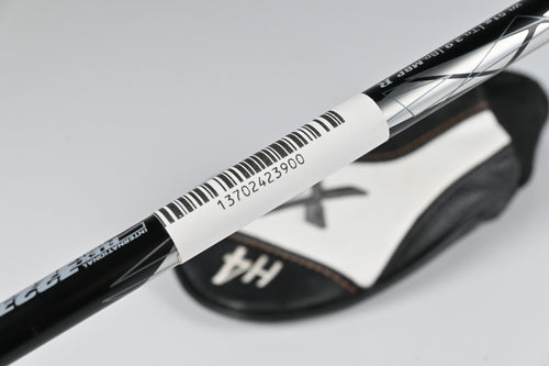 XXIO X Black #4 Hybrid / 20 Degree / Regular Flex Miyazaki AX-1 51 Shaft