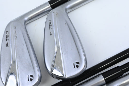 Taylormade P790 2021 Irons / 7-PW+AW / Regular Flex Fujikura Venus Red 6 Shafts