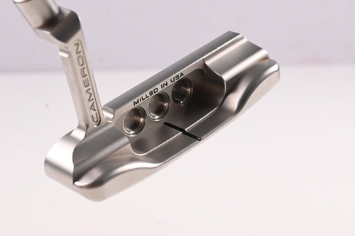 Scotty Cameron Super Select Newport Putter / 33 Inch