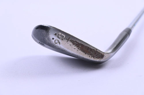 Cleveland 588 RTX 2.0 Sand Wedge / 56 Degree / Wedge Flex Dynamic Gold Shaft