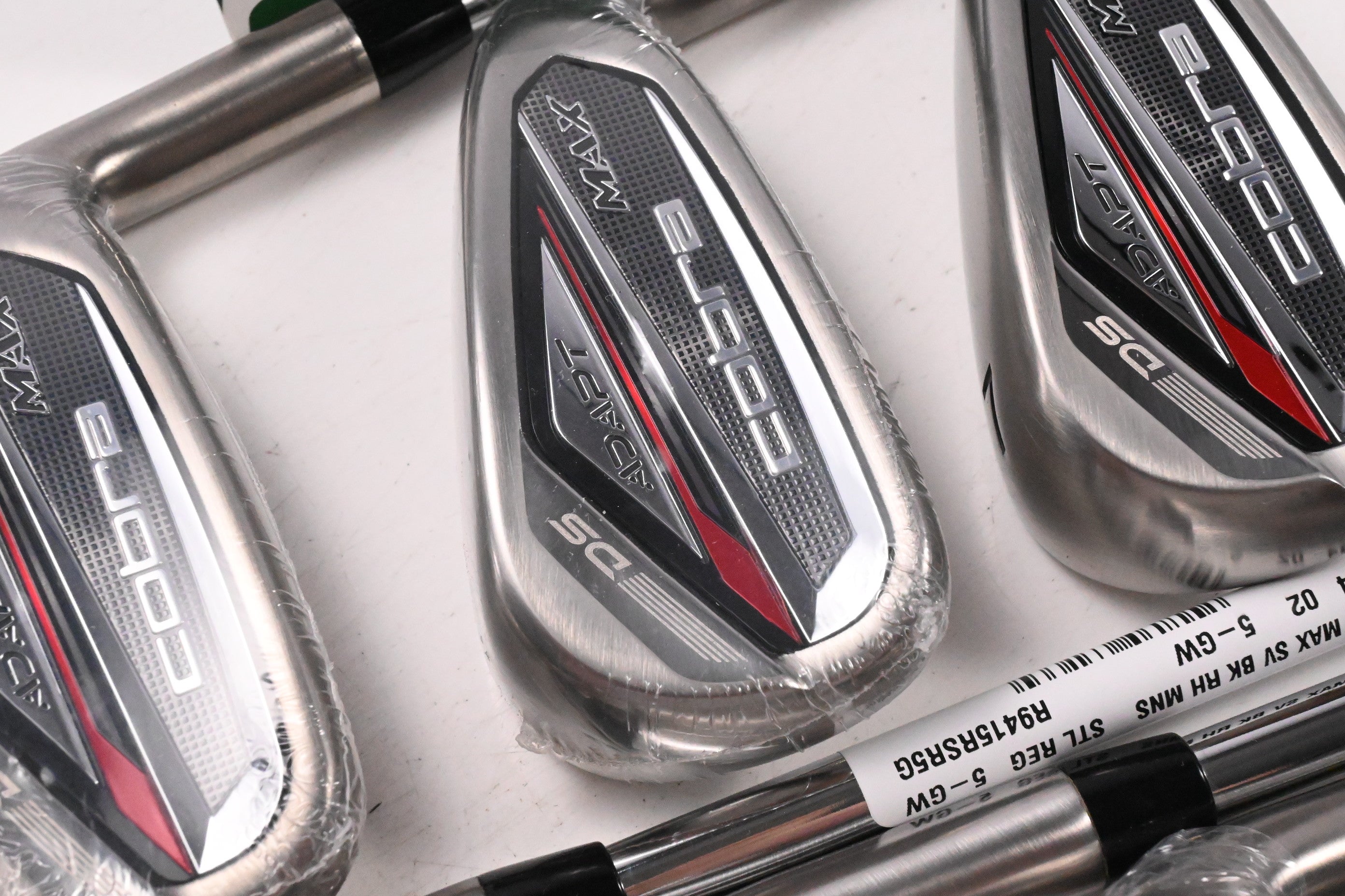 Serie de fers Cobra DS-ADAPT Max Irons - Eté 2025