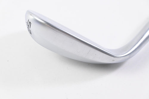 Cleveland CBX Zipcore Gap Wedge / 52 Degree / Wedge Flex Dynamic Gold Spinner