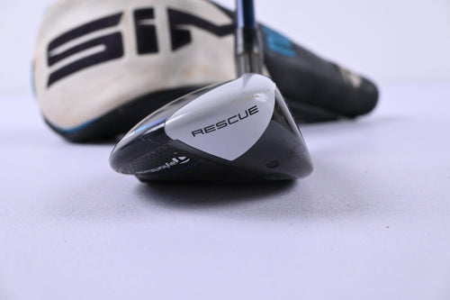 Taylormade SIM2 Max #4 Hybrid / 22 Degree / Regular Flex Ventus Blue 6 Shaft