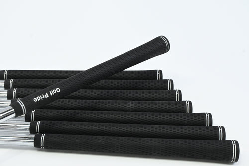 Titleist 690.CB Irons / 3-PW / Regular Flex KBS Tour Shafts