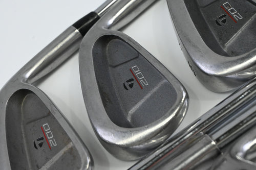Taylormade 200 Steel Irons / 3-9 / Regular Flex Taylormade 80 Shafts
