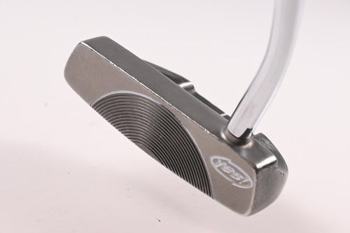 Yes! C-Groove Valerie Putter / 33 Inch