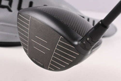 Callaway Quantum Triple Diamond Max Driver / 9 Degree / Regular Flex Accra TourZ