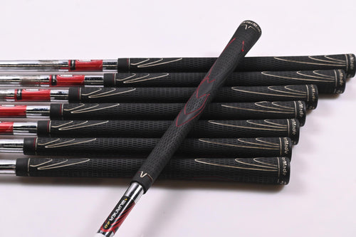 Left hand Taylormade Burner 2.0 Irons / 4-PW+GW / Regular Flex Taylormade 85