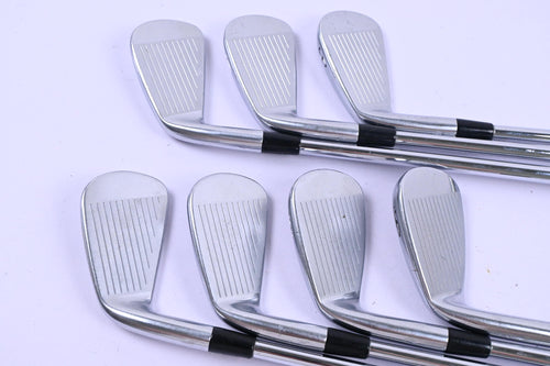 Titleist 714 CB Irons / 3-9Iron / Stiff Flex Project X Precision Shafts