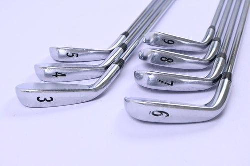 Titleist 714 CB Irons / 3-9Iron / Stiff Flex Project X Precision Shafts