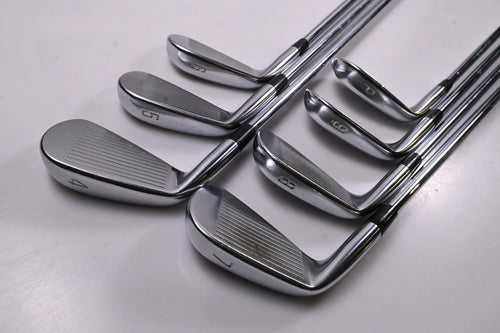Mizuno Pro 243 Irons / 4-PW / X-Flex N.S.Pro Modus³ Tour 120 Shafts