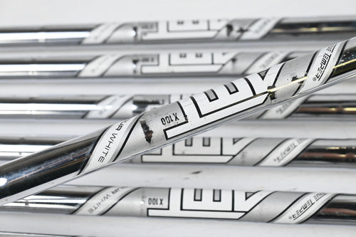 Left Hand Titleist MB 620 Irons / 4-PW / X-Flex AMT Tour White X100 Shafts