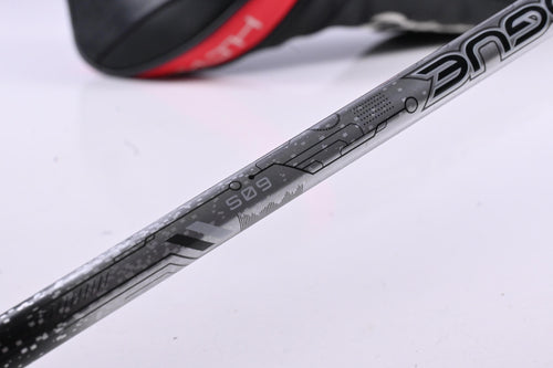 Taylormade Stealth Plus Driver / 10.5 Degree / Stiff Flex Aldila Rogue Silver 60