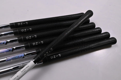 Ping G25 Irons / 4-PW / Green Dot / Regular Flex Ping CFS Shafts