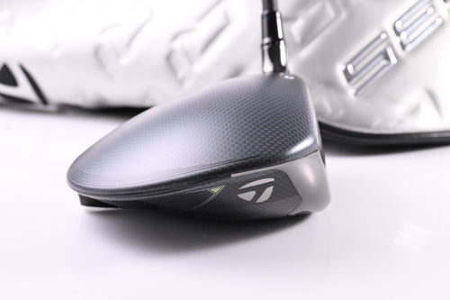 Taylormade Qi35 Driver / 9 Degree / Senior Flex Vanquish 4 Shaft