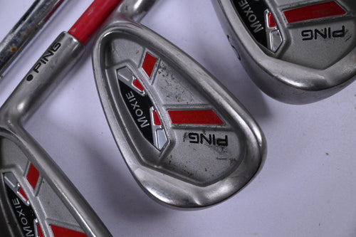 Junior Ping Moxie Package Set / Black Dot / Woods, Irons, Putter & Bag