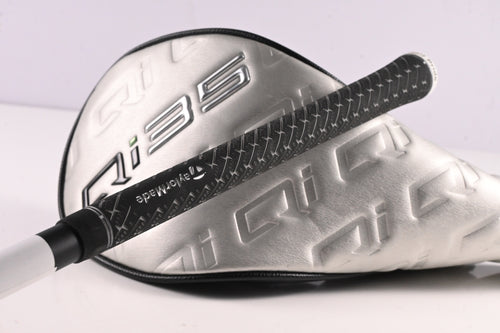 Taylormade Qi35 Driver / 9 Degree / Regular Flex Vanquish 4 Shaft