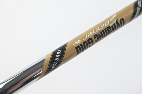 Cleveland RTX 6 Zipcore Gap Wedge / 52 Degree / Wedge Flex Dynamic Gold Spinner