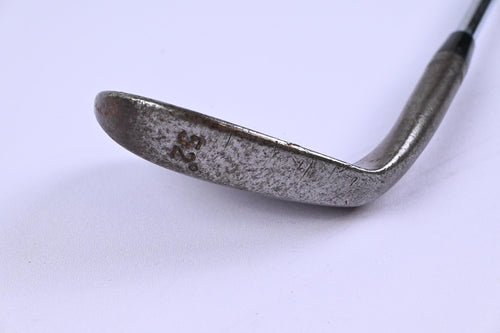 Titleist Vokey Oil Can Gap Wedge / 52 Degree / Wedge Flex Dynamic Gold Shaft